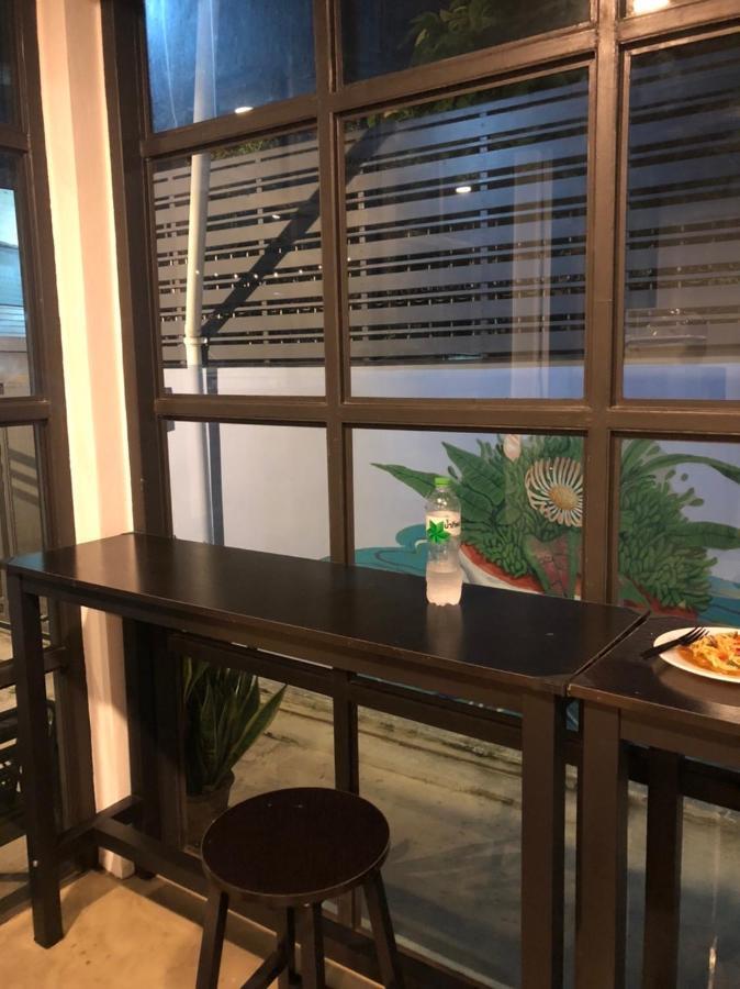 曼谷 蓝鳍旅馆酒店 外观 照片